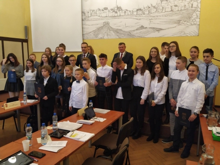 Stypendia i nagrody burmistrza Myśliborza dla uczniów Dwójki