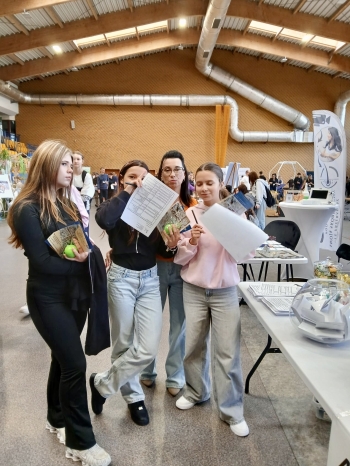 2569ce3f-9349-434e-b92b-66268c1202d3