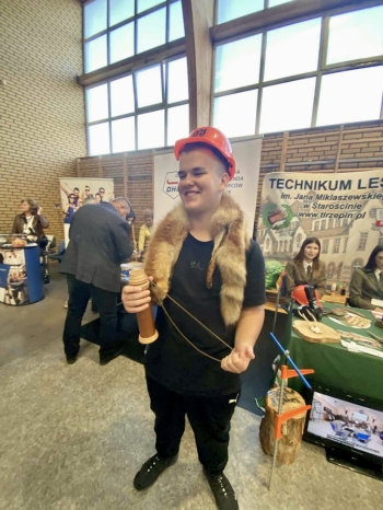 bf6041dd-12cf-45e5-bcb5-34279905896d