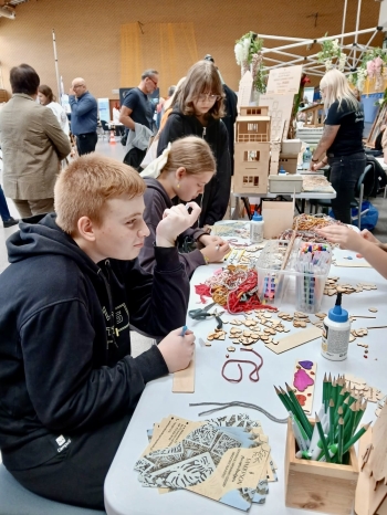 608a677c-c186-44a2-9f4a-0e2ed498a899