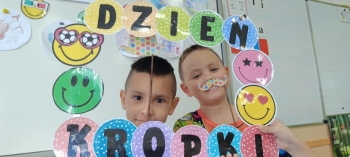 Dzień kropki8