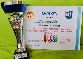 fe98e3f3-3a86-474b-aa18-8ec2f0df8142