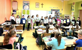 17fea759-42dd-4832-9125-70f4418e7aac