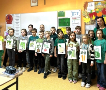 9d9f9d43-dd4f-4032-82b1-7672dcecb7c7 (1)