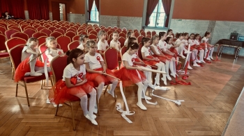 a4d5819c-1d3a-4101-96d7-52c04f687da6