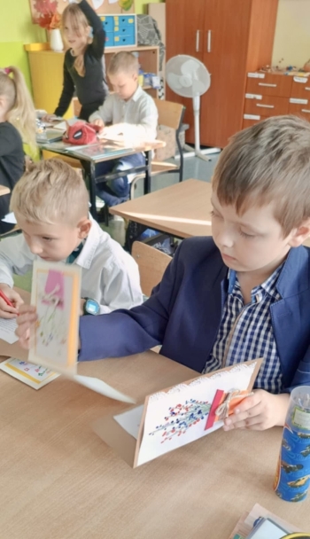 att.MTLes5_3lzin3-vQa2ayglWxMrpR9UuN4XDw3oe8bGA