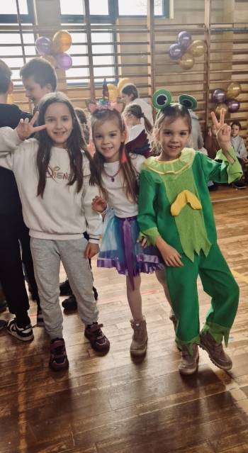 aa9ae802-4e28-429f-8d3b-8466da4ca970