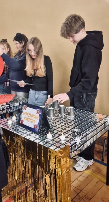 5a5e83fd-fad0-498b-a3f5-8b0d32a8254f