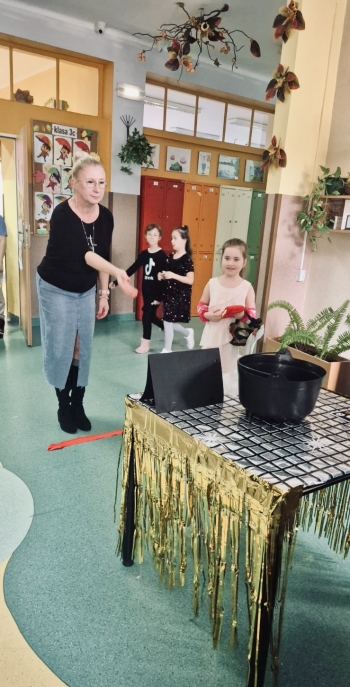 14366bc5-c32b-494b-b71f-6fd647b2f5a8