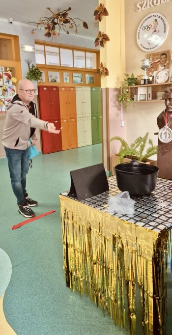 a63e59dc-e9cf-4882-8a0b-a9f36da1dc02