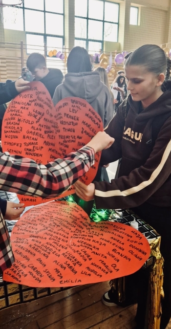 ffb74ed6-1811-4953-9663-46ee45df59b2