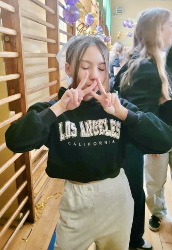 719db242-a0d1-4402-a3e8-d8e64448f539