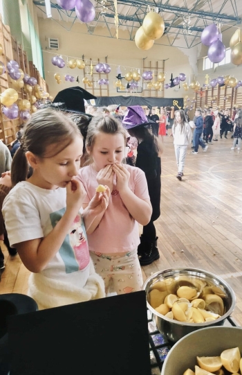 a34de378-8677-45e2-9e41-75bdb57621fc