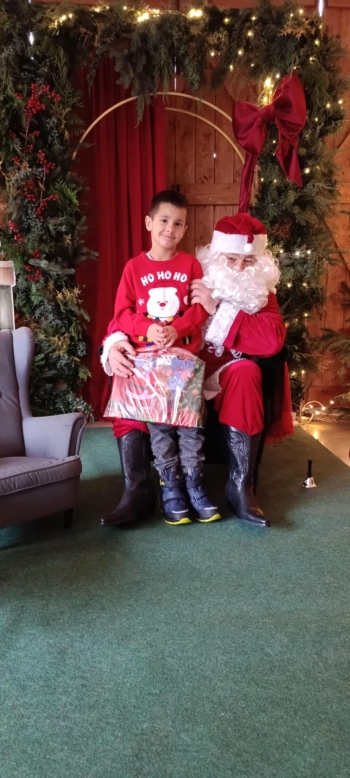 cdca5050-d4e9-42f5-8b09-165df1d195f3