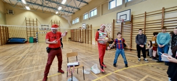 a7a26646-9f21-43d7-bf02-544c80588e88