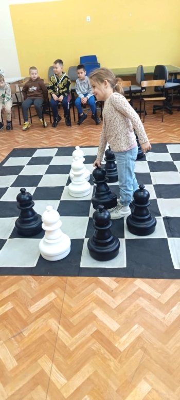 7f9fef33-3c56-452b-a228-11161ce7dc9a