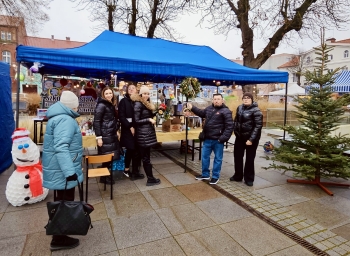 073271f5-33ee-42a1-8830-299a76a4ebb2