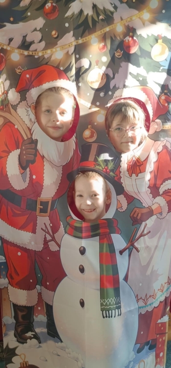 cb151d76-25f4-482f-b534-5c3f68b98833