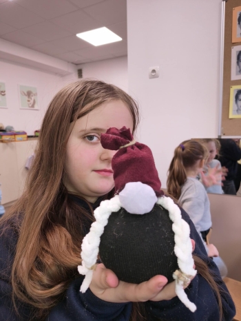 7c83ce19-5a44-4f33-8b95-662adfe35a6c