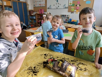 att.PubAyqj9LevOBcUt3na48QFdjB24LYMdrF6wMa1PYaY