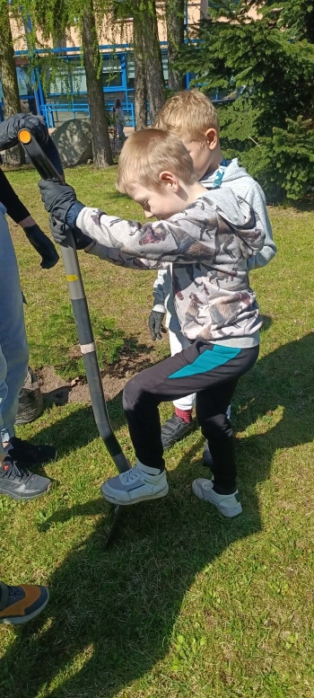 d283cc93-e266-4148-a18c-4457476384dc