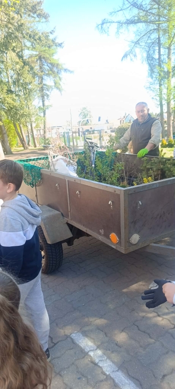 a838a6d8-9a04-4b5b-ae40-47e1b8f24977