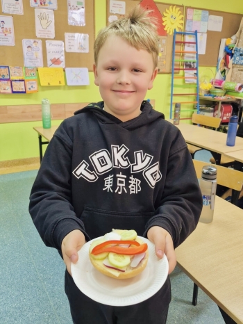 2a27362e-da77-46ee-b759-8843cadec232