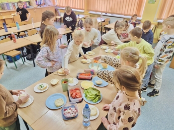 7f80782d-aeb7-4dca-a868-78c1215883b5