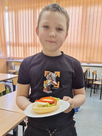 c7f75468-64ba-4318-bd92-2599140d22f4