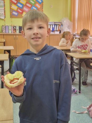 94a3a9cf-3858-48b1-8bca-5a3a7e65b4c9