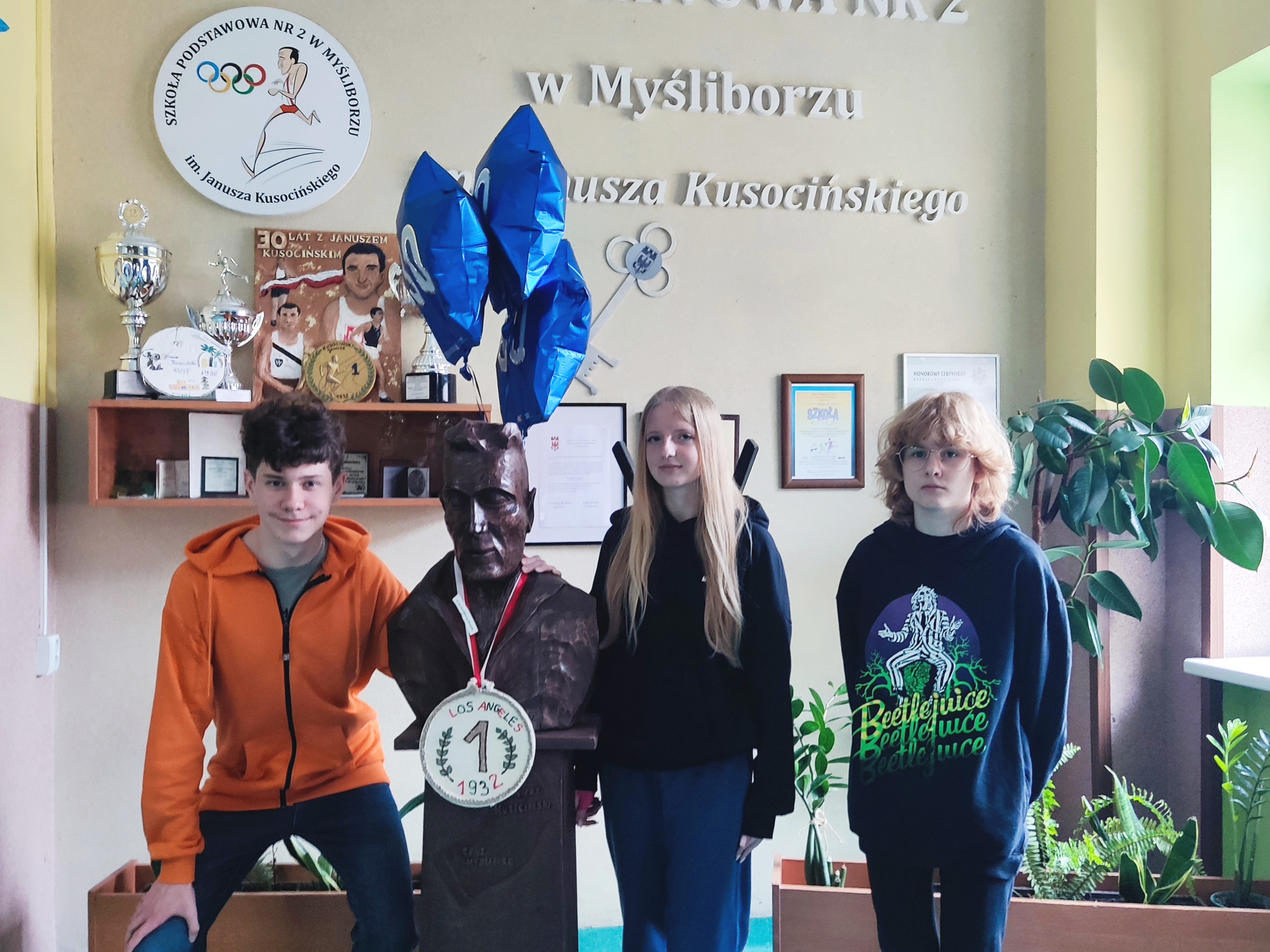 ''Dwójka'' ma laureatów i finalistów w wojewódzkich konkursach organizowanych pr...