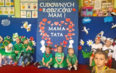 Święto ,,Mamy i Taty'' w oddziałach przedszkolnych