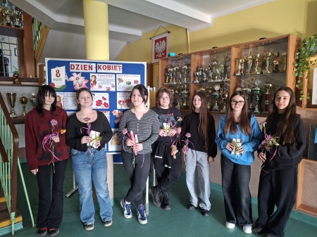 Dzień Kobiet w VII a