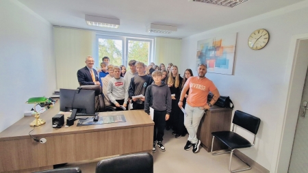 kl. 8a, 8b i 8c w Powiatowym Urzędzie Pracy