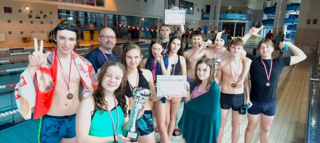 Uczniowie ''Dwójki'' w Finale Wojewódzkim Igrzysk Dzieci i Młodzieży Szkolnej w Pływaniu